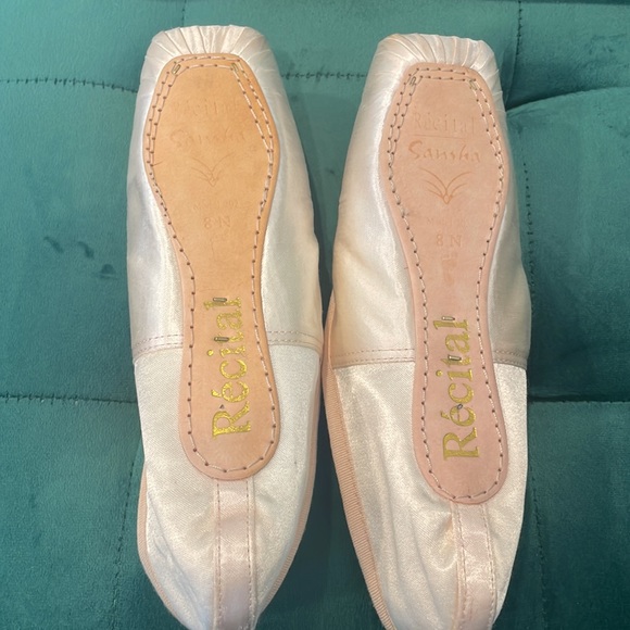 Sansha Recital Pointe Ballet Shoes - Picture 4 of 11